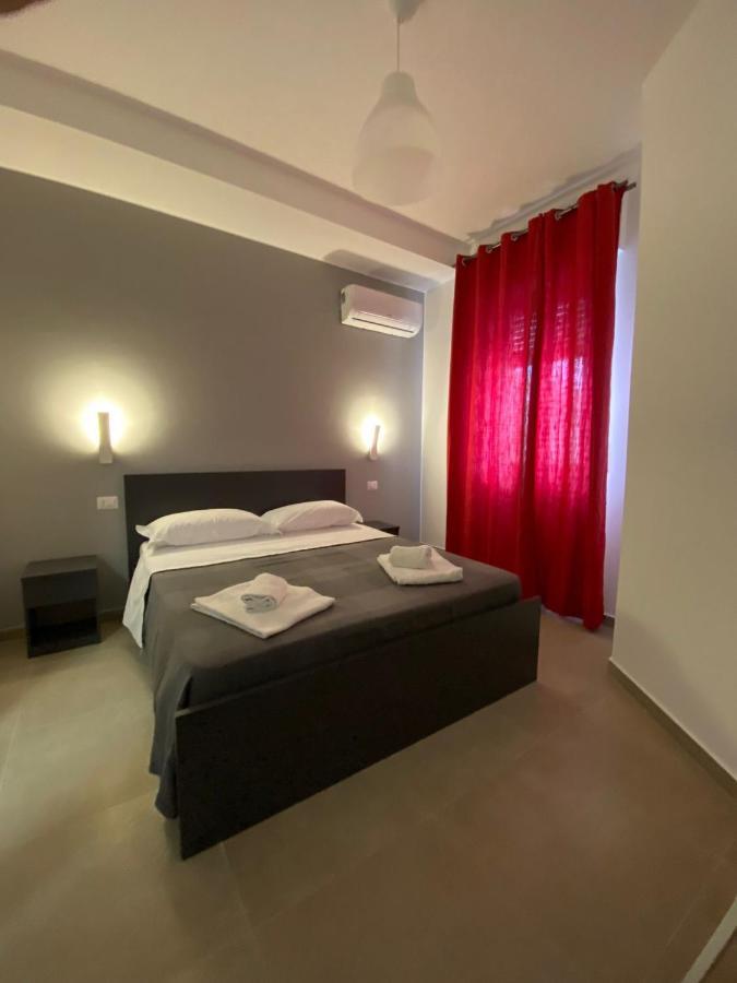 Aeroporto Katane Rooms Катанія Екстер'єр фото