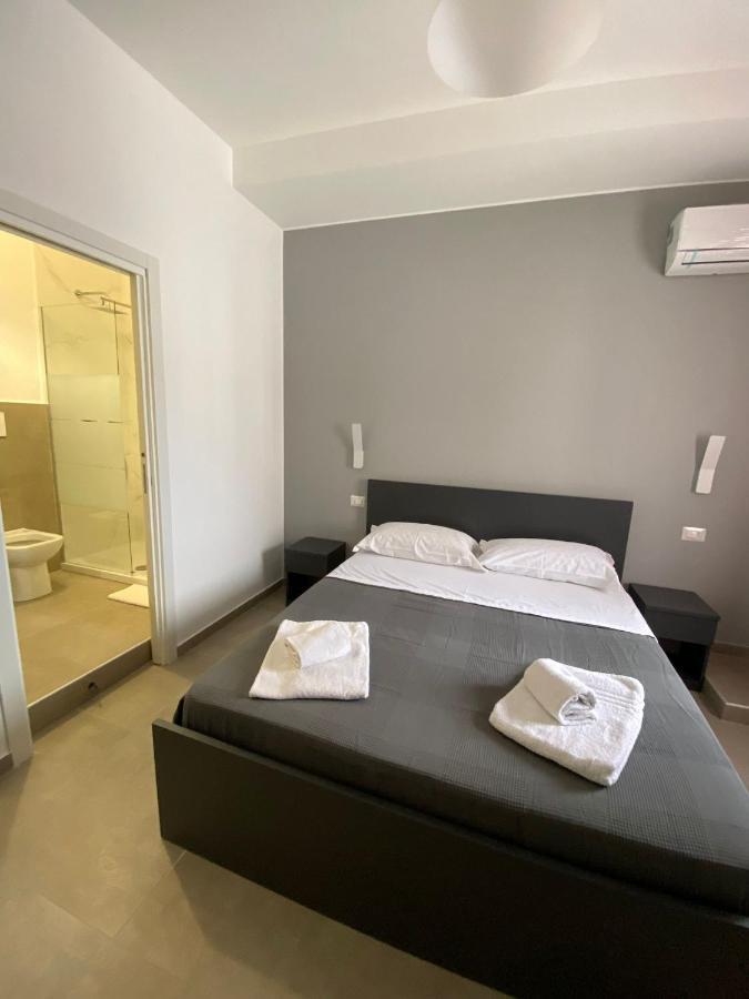 Aeroporto Katane Rooms Катанія Екстер'єр фото