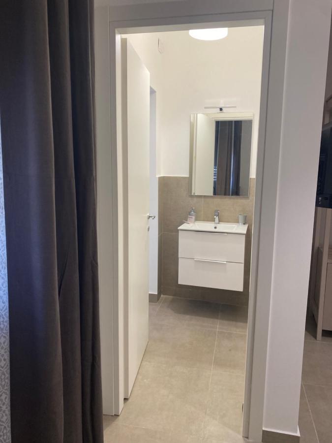 Aeroporto Katane Rooms Катанія Екстер'єр фото