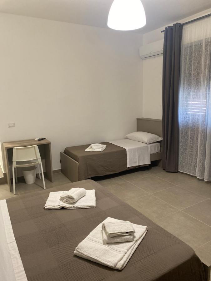 Aeroporto Katane Rooms Катанія Екстер'єр фото